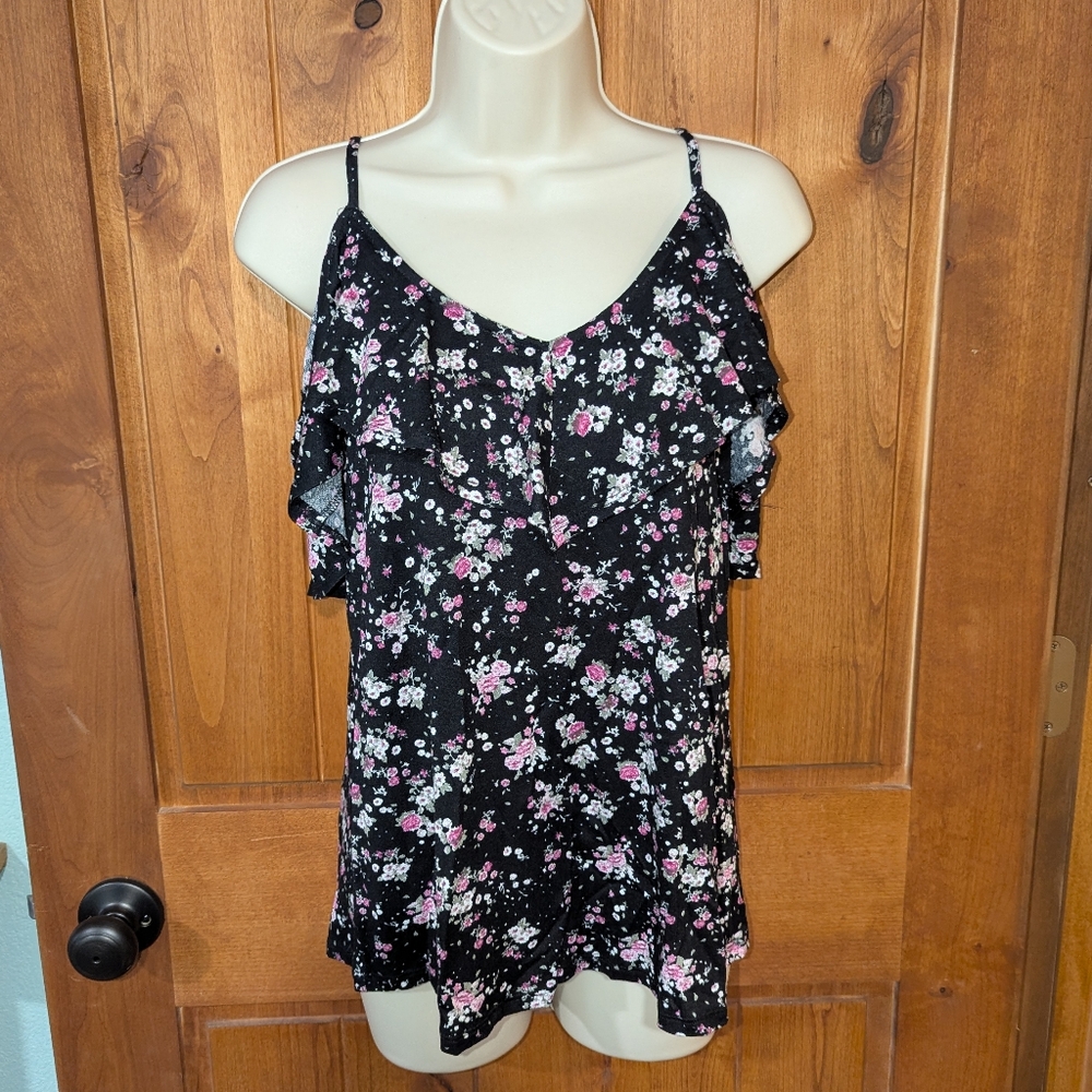 Ultra‎ Flirt Brand Floral Off-Shoulder Top